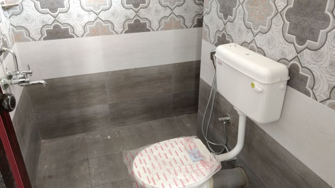 3BHK Semifurnished Brndnew House 1450sqft