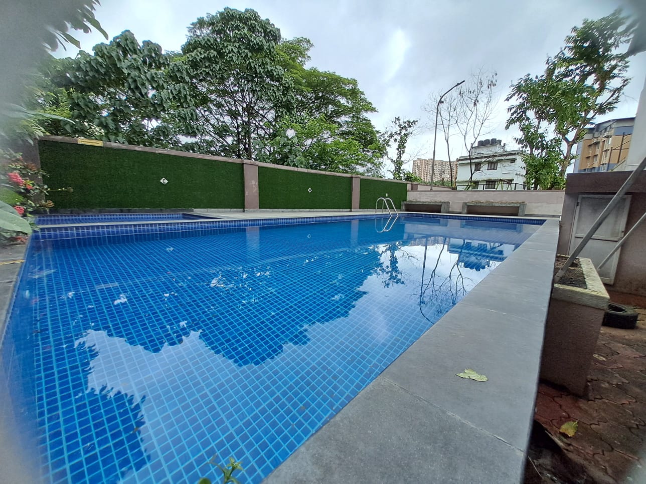 3BHK Semifurnished flat, 1680sqft