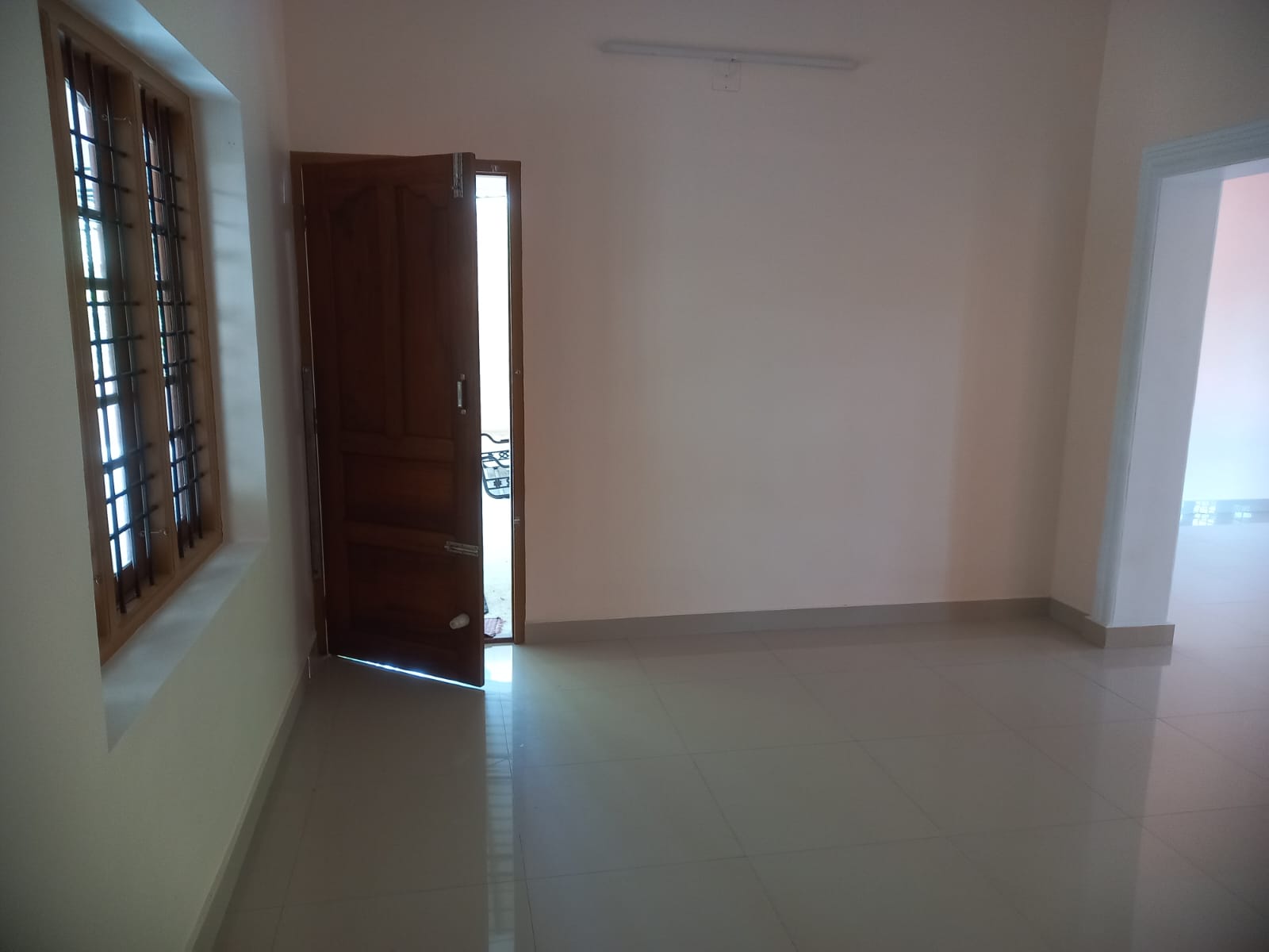 3BHK Semifurnished House 3000sqft