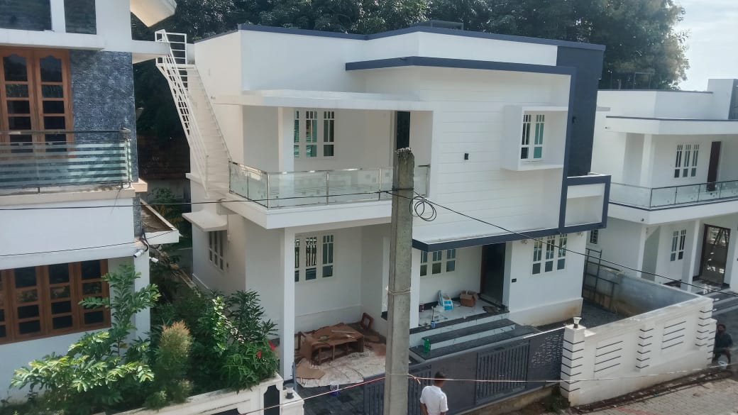 1670sqft, 3 BHK Furnished Flat near Infopark, Kakkanad - for sale in Fopark Kakkanad, Kochi ( Ernakulam ), Kerala