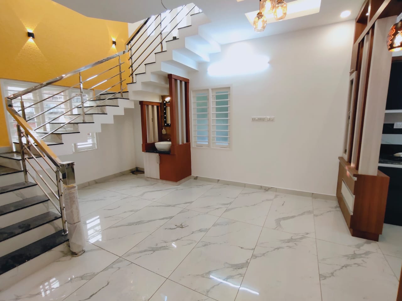 4BHK Semifurnished House inMulanthuruthy, 1680sqft