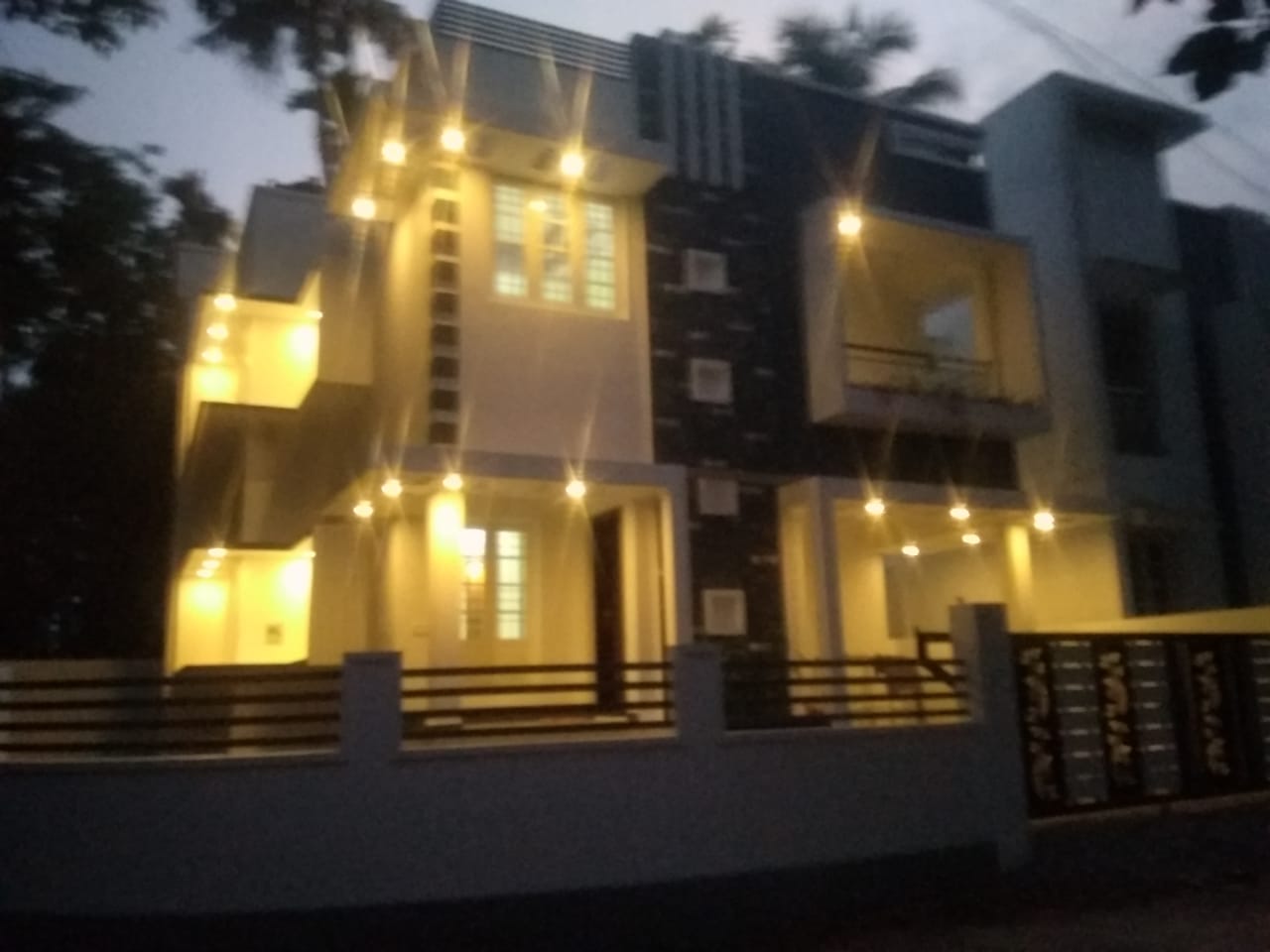 3BHK Semifurnished House 1250 sqft