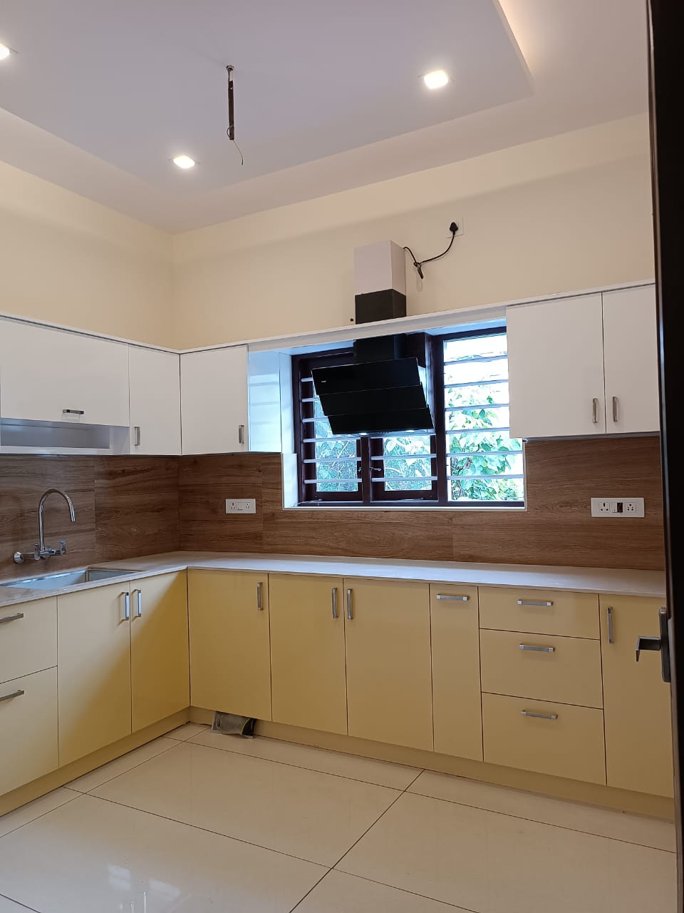 3BHK Brandnew House 1700sqft in Thuppampady, Mulanthuruthy