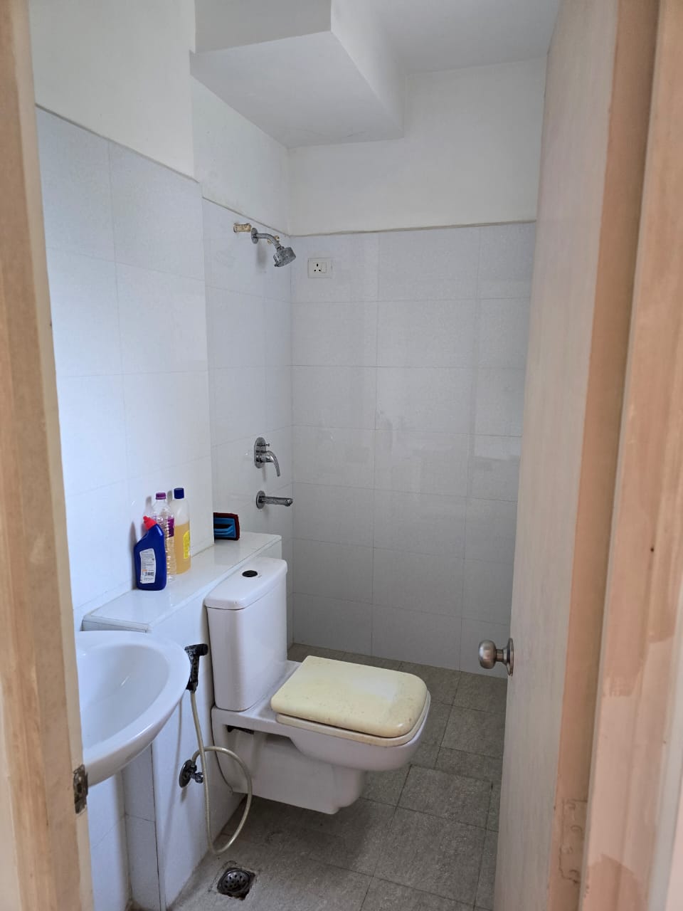 3BKH Semifurnished Flat in Kakkanad, 1739sqft
