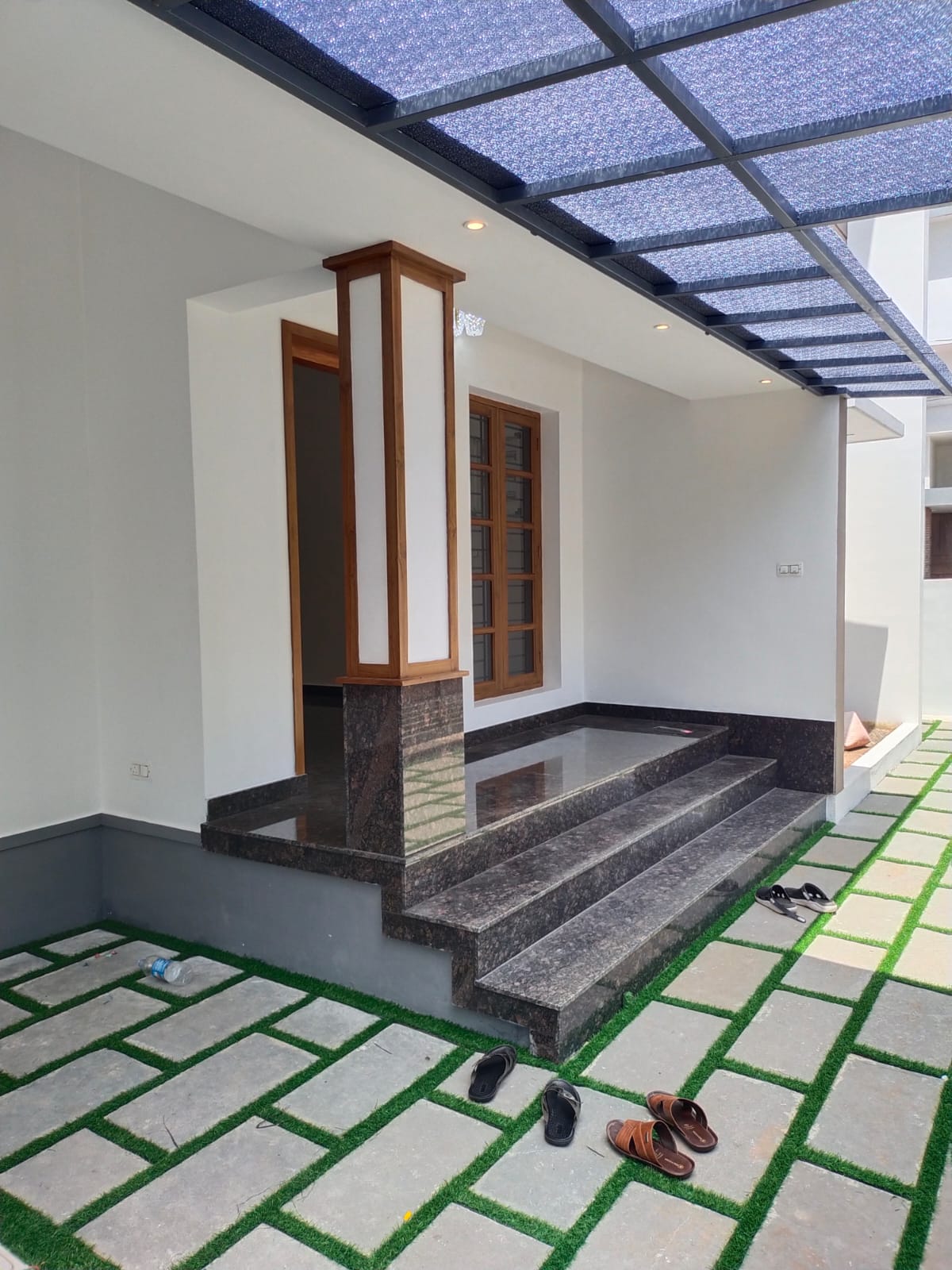 4BHK Brandnew House with 4.5cent 2050sqft - for sale in Near infopark, Kochi ( Ernakulam ), Kerala