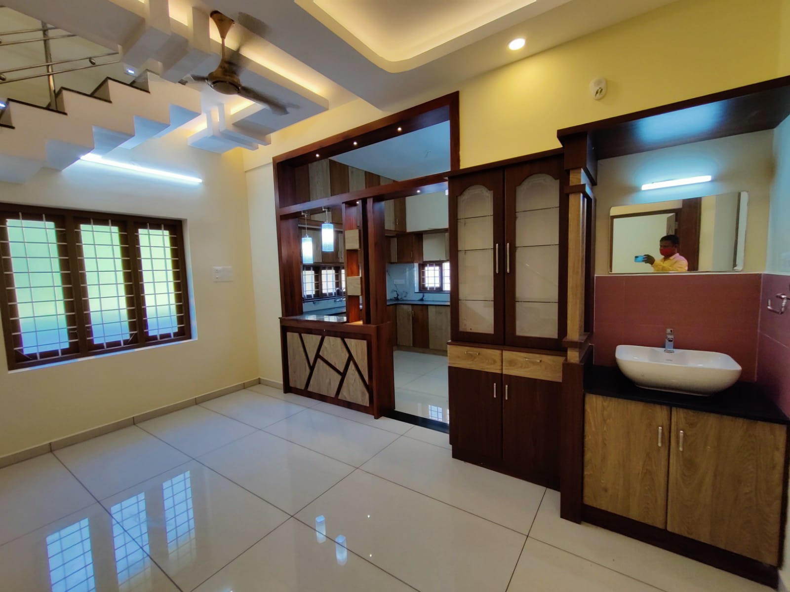 3BHK Semifurnished Premium Flat in Marine Drive, Ernakulam, 1800 sqft