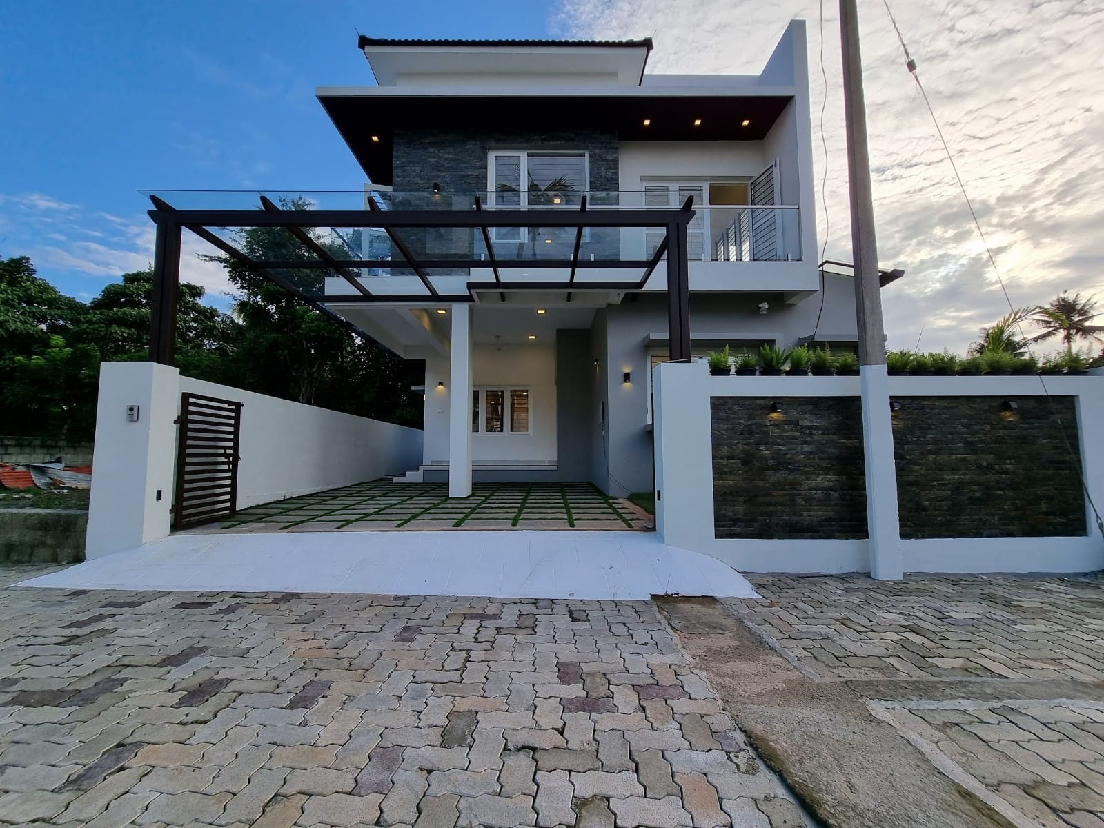 2BHK Semifurnished House with 5.50cent 1300sqft in Fort Kochi