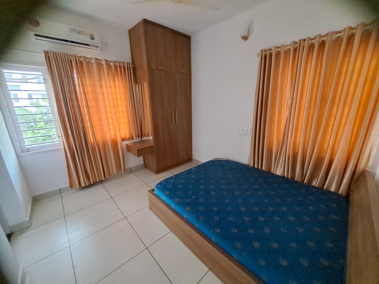 2650sqft 4BHK Fully Furnished House