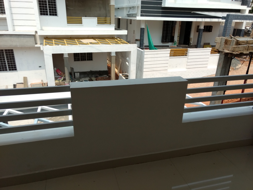 4BHK semifurnished house 1640sqft