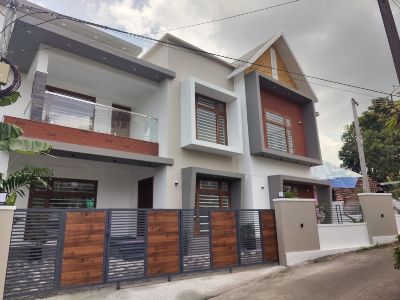 4BHK Semifurnished House 2200sqft in Navodaya, Kakkanad