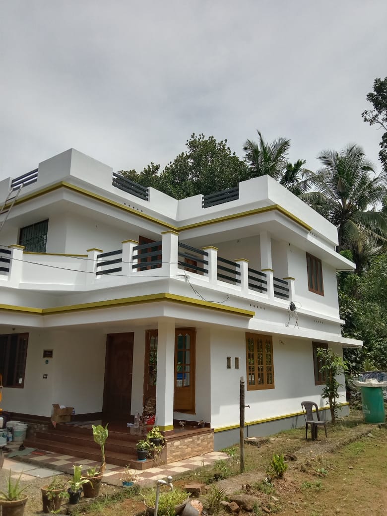 10 Cents of Commercial property with old house Palarivattom
