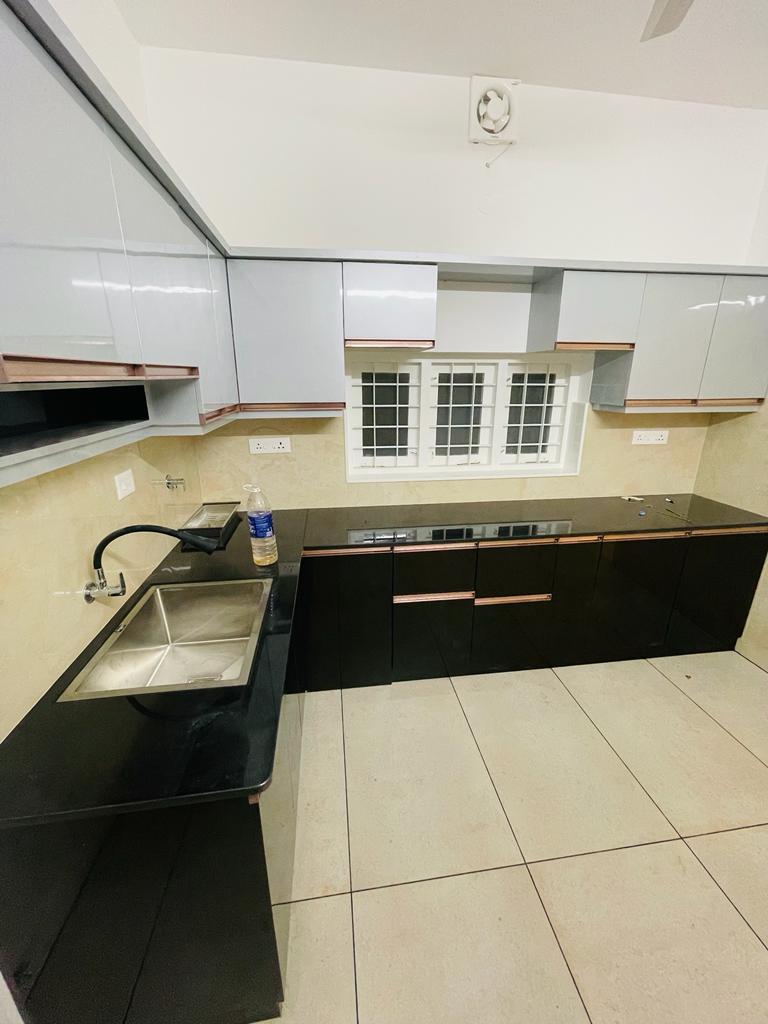 5BHK Brandnew House with 4.75cent2250sqft