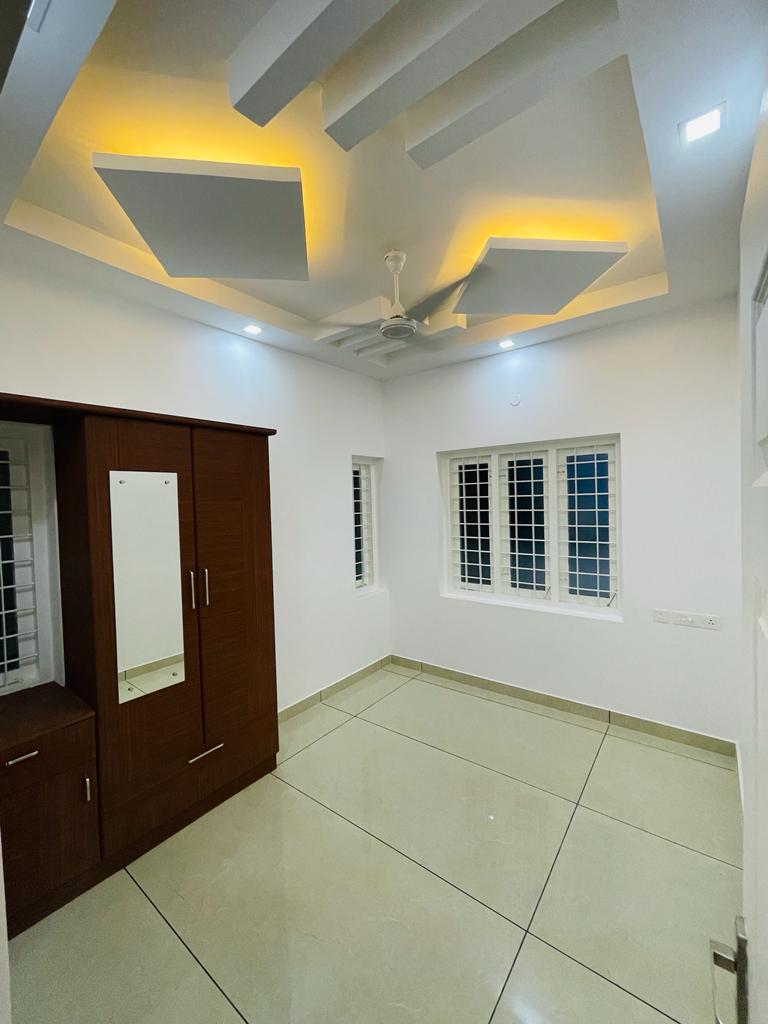 5BHK Brandnew House with 4.75cent2250sqft