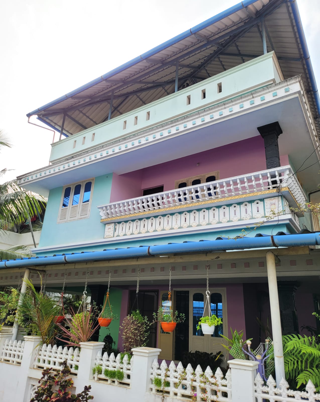 3BHK Fully Furnished Flat in Marine Drive, 2200sqft