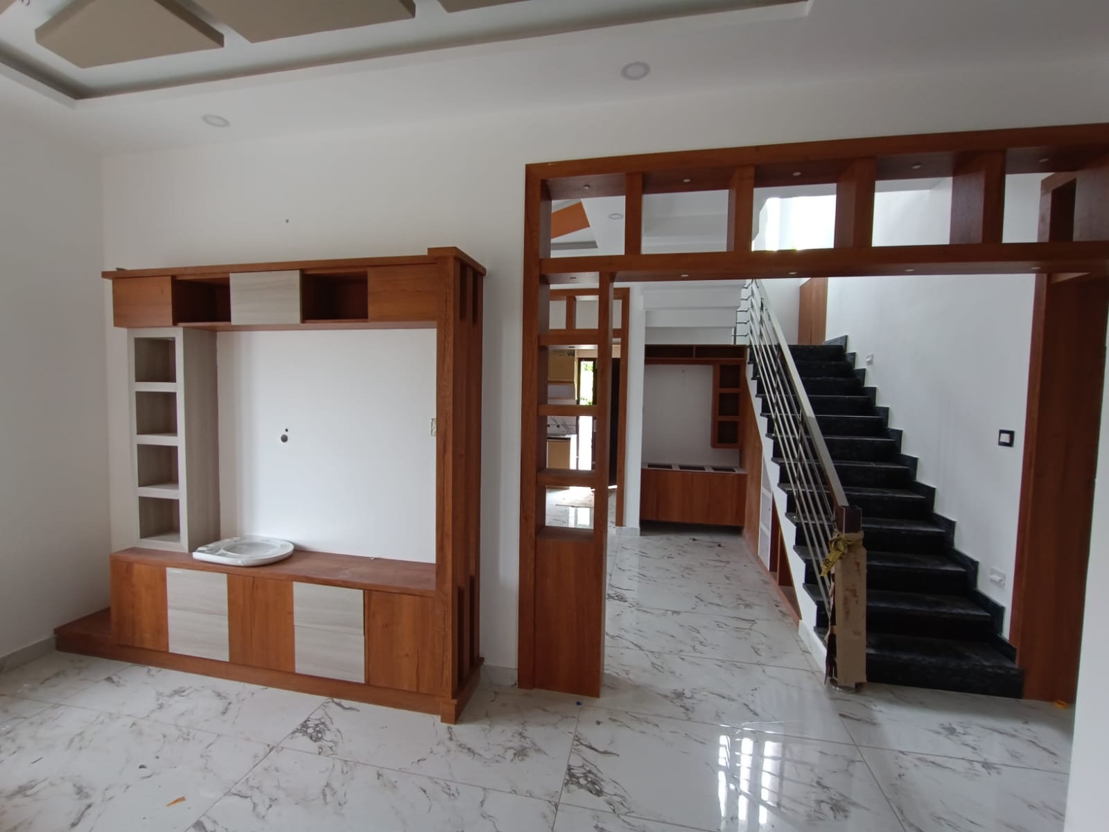 3BHK Semifurnished House 1300sqft