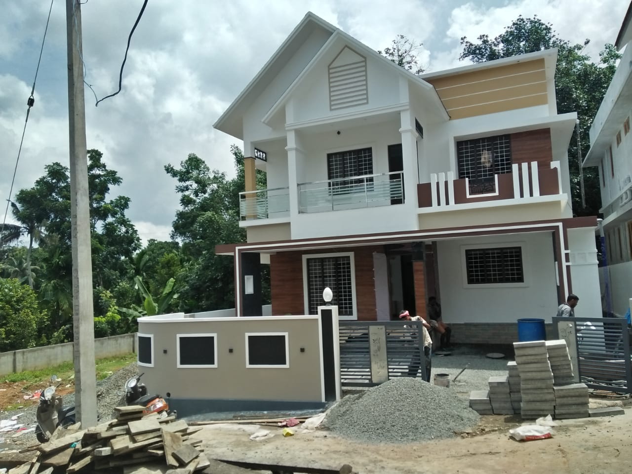 3BHK Fully Furnished Gated Villa1500sqft in Kadavanthra