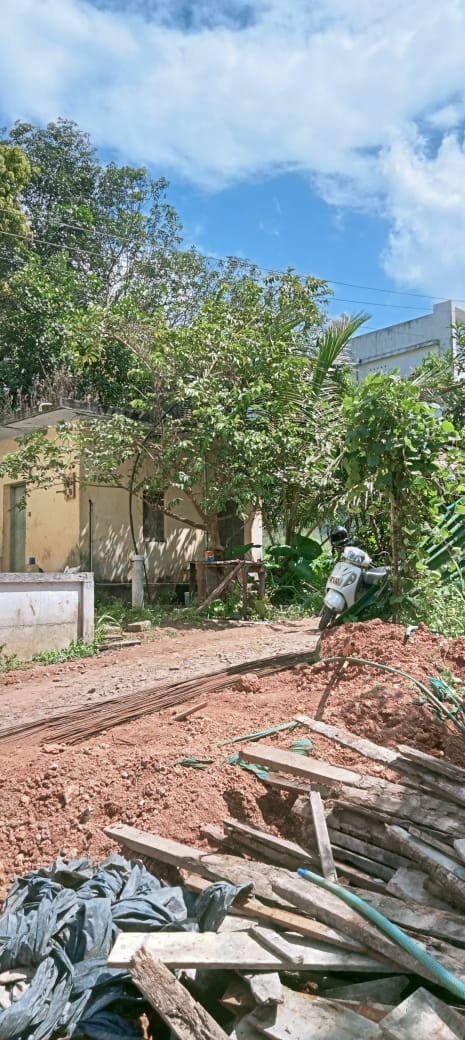 5.5 cents of Commercial Plot