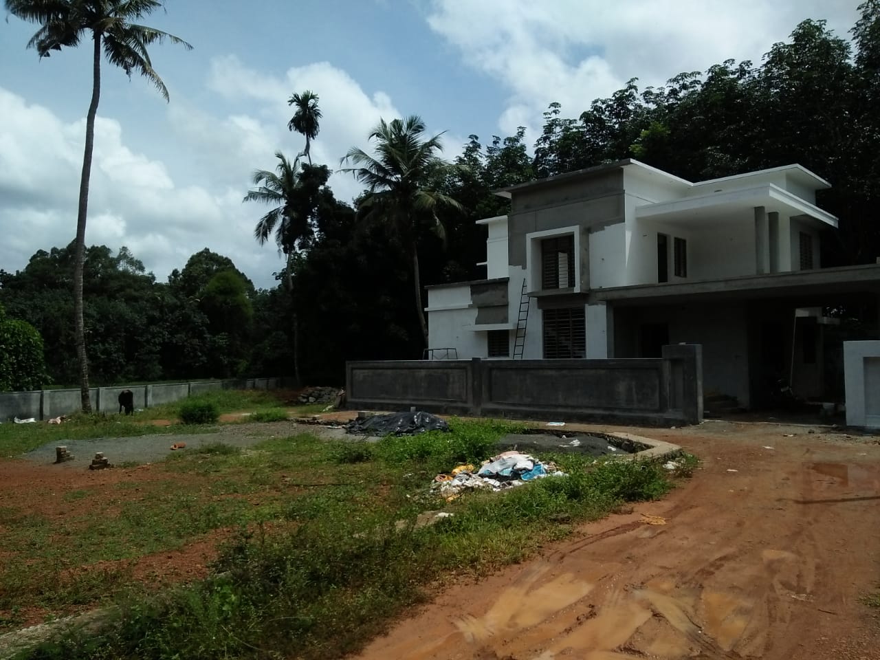 5 Cent Land  for sale. - for sale in Pallikkara, Kochi ( Ernakulam ), Kerala