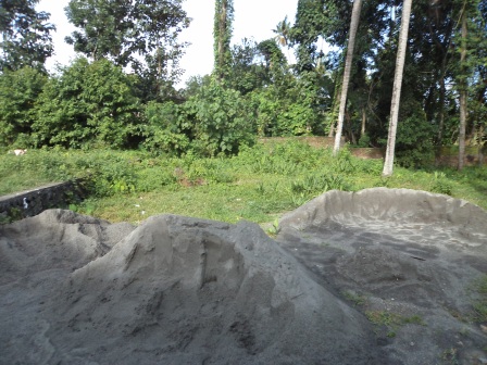 5 cents of residential land