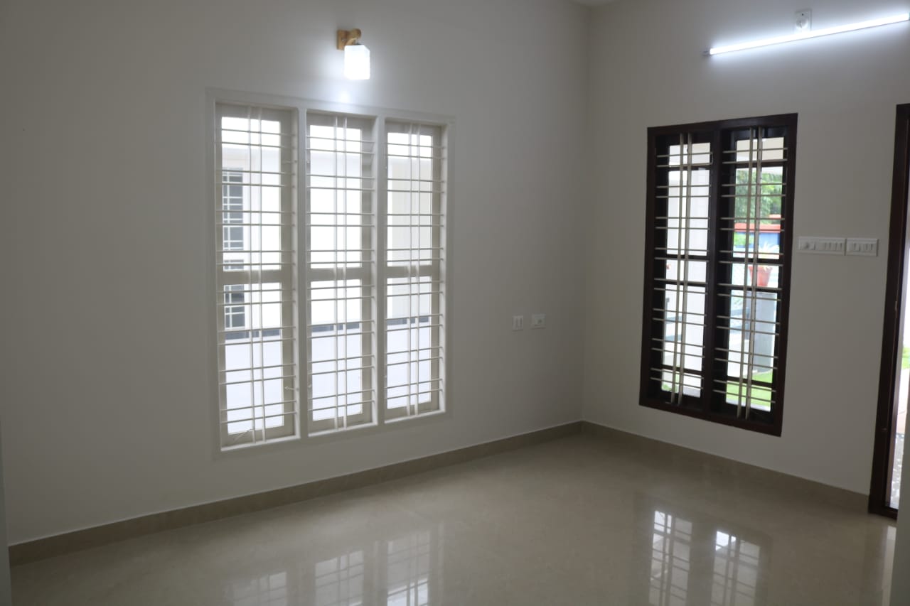 5BHK Brandnew House with 5.750 Cents Land2250sqft - for sale in Thevakkal, Kochi ( Ernakulam ), Kerala