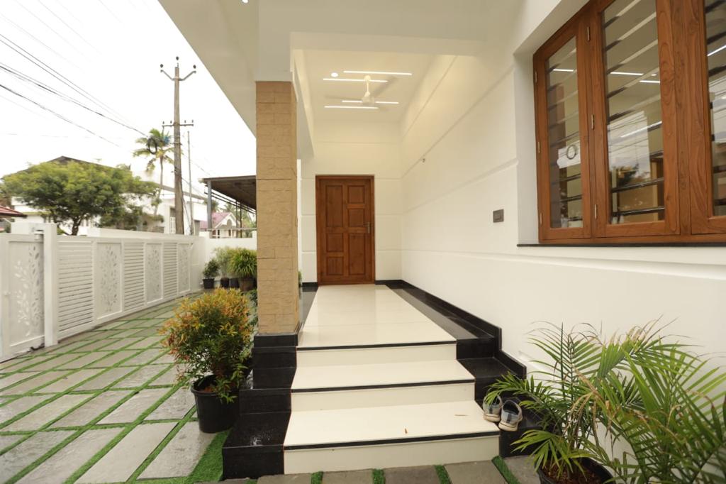 5BHK Brandnew House with 6cent Land3000sqft - for sale in Padamugal, Kochi ( Ernakulam ), Kerala