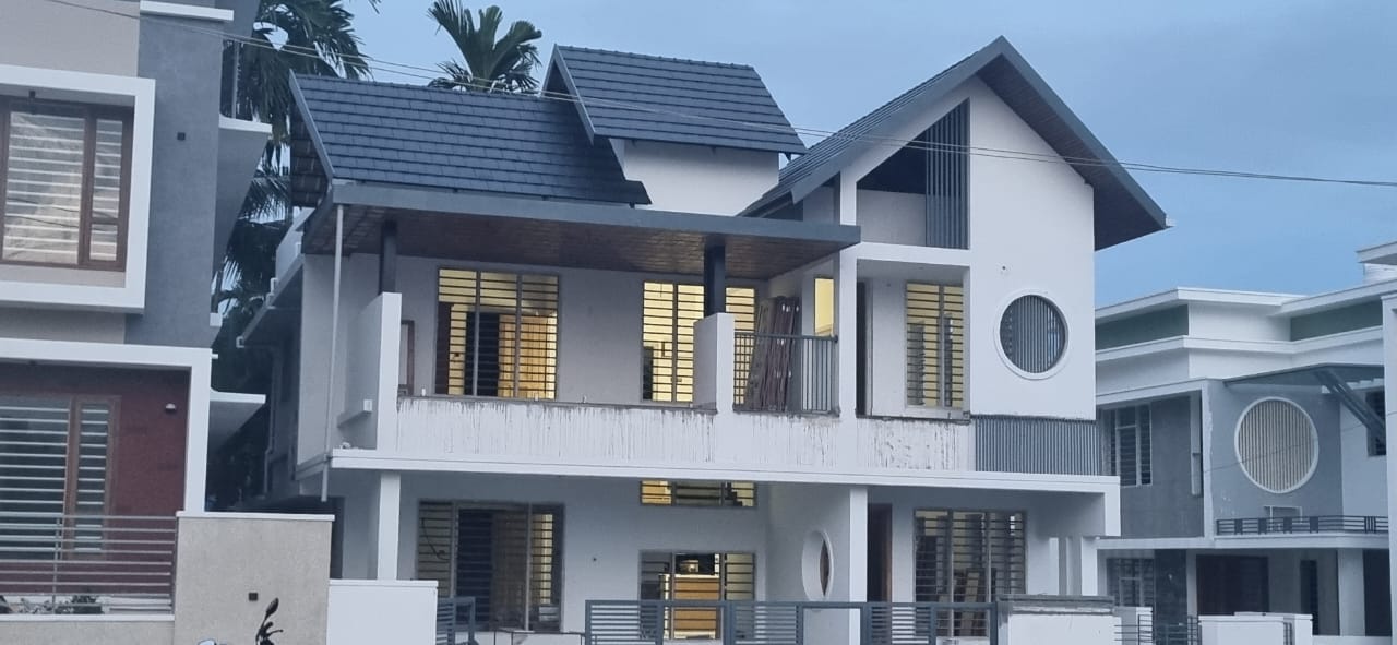 5BHK Fully Furnished House 2800sqft