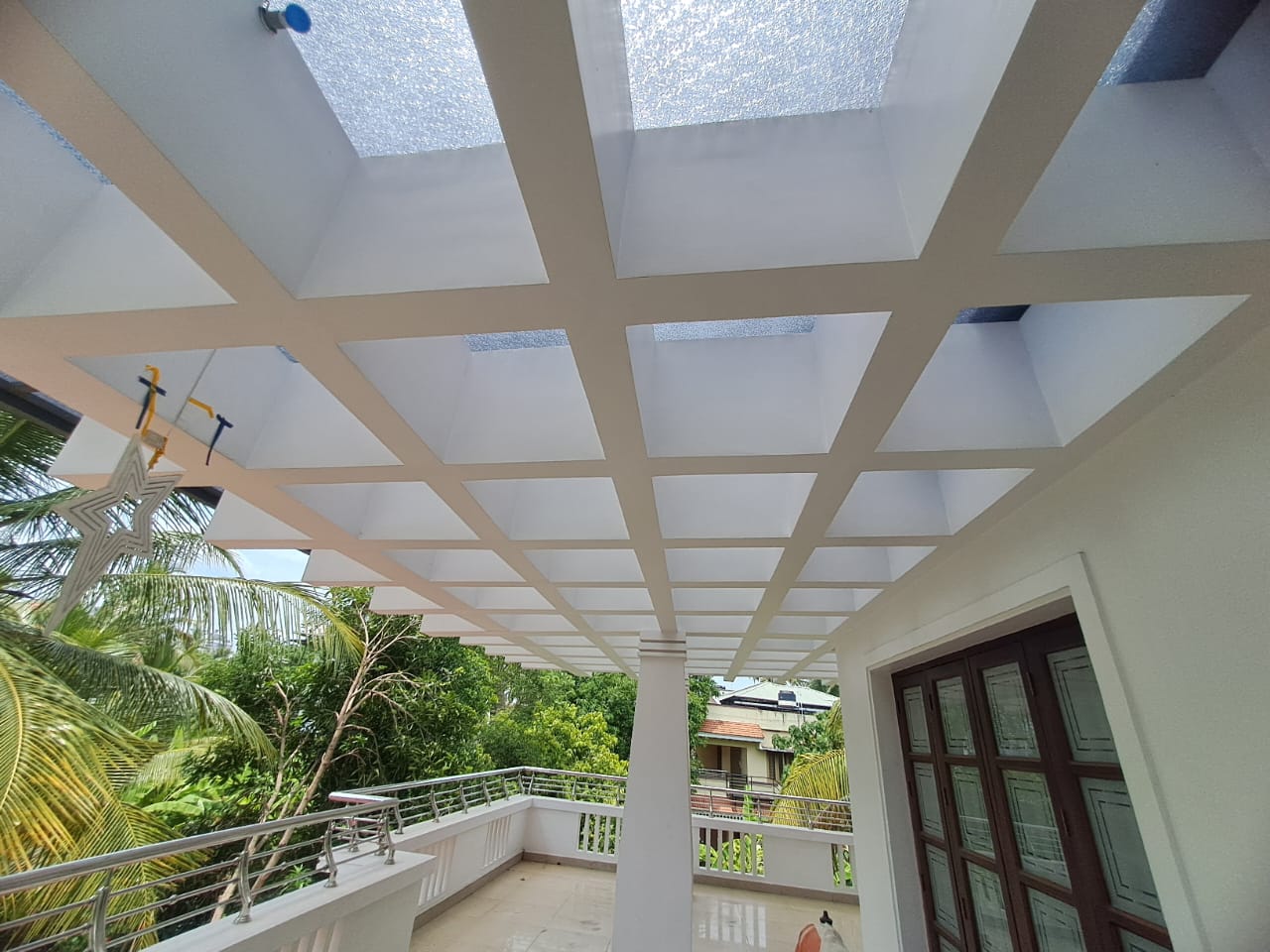 5BHK Posh House  with 10cent3500sqft
