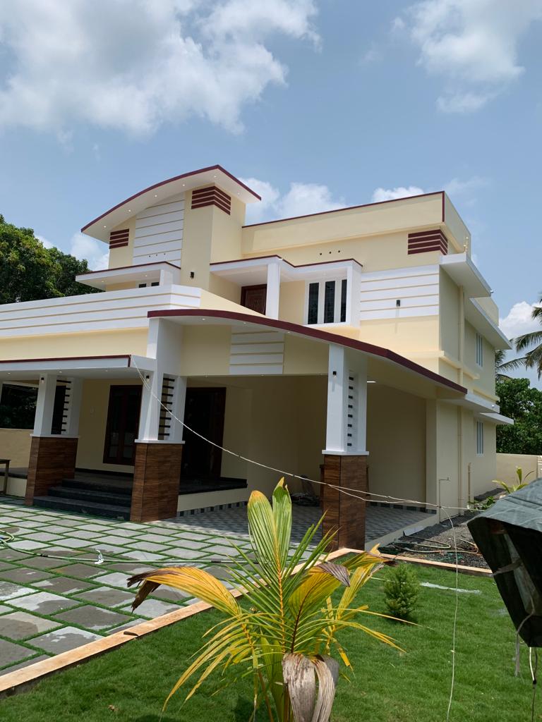 3BHK Semifurnished Flat,1140sqft in Thevara