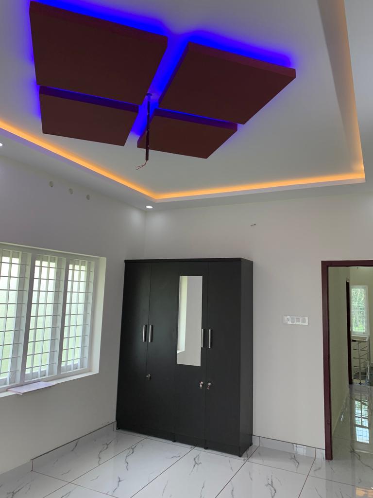 3BHK Semifurnished Flat,1140sqft in Thevara