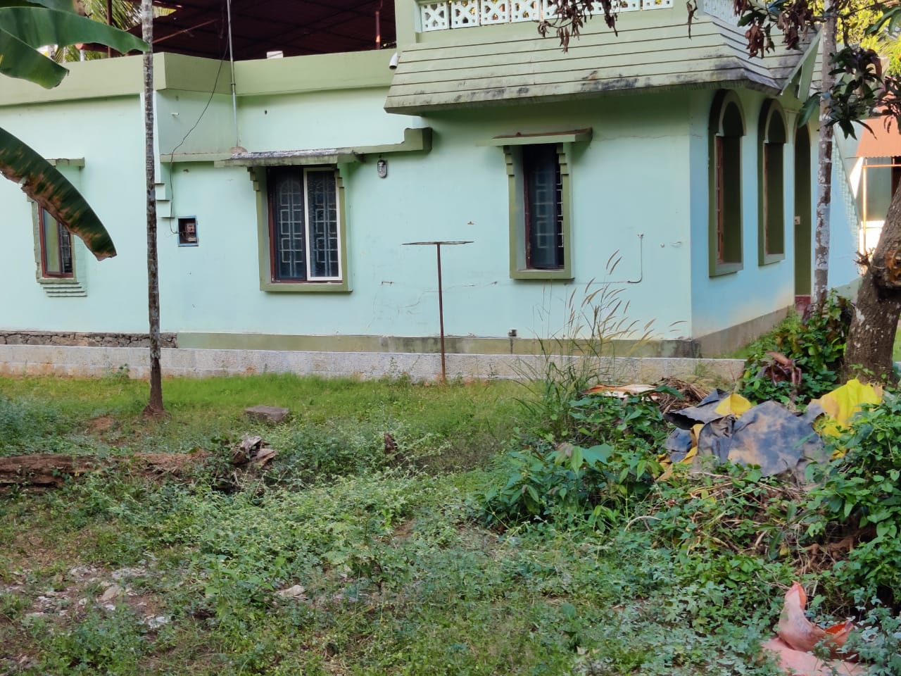 3BHK Semifurnished House1800 sqft