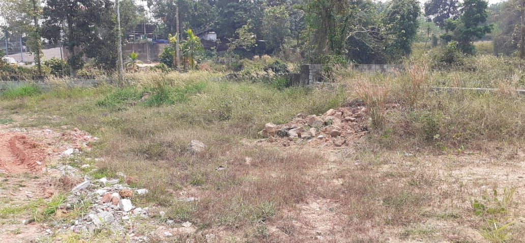 8Cents of Residential property