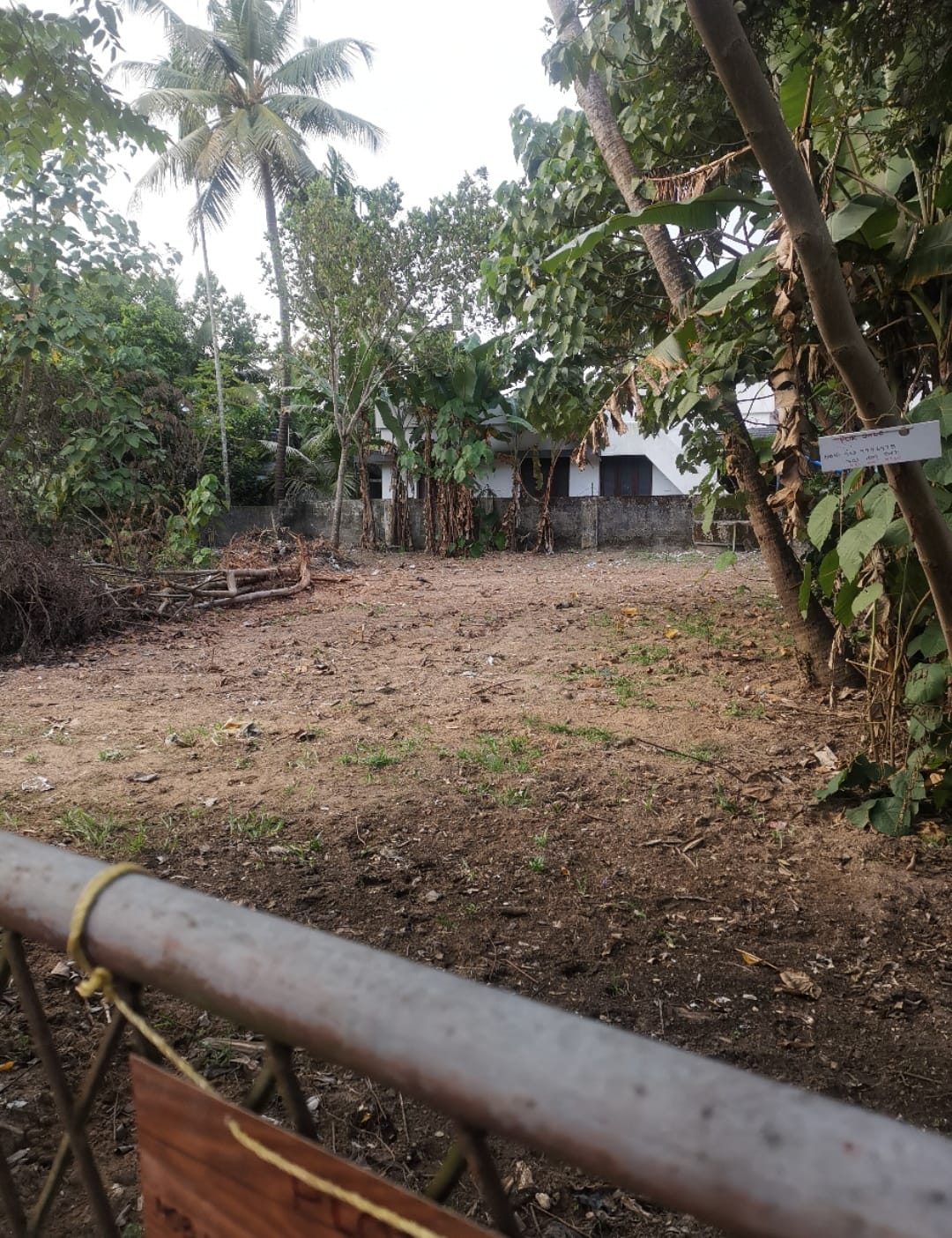 9.4cents of Residential Plot