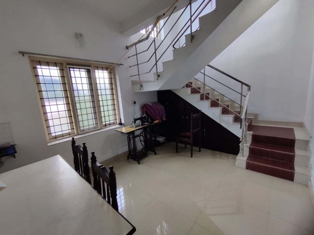 1766sqft, 3 BHK Unfurnished Flat in Kakkanad