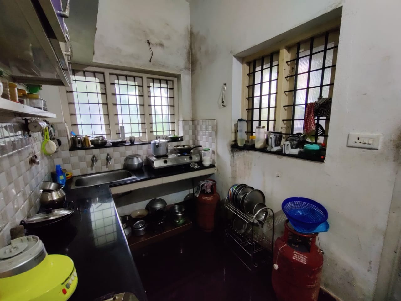1766sqft, 3 BHK Unfurnished Flat in Kakkanad