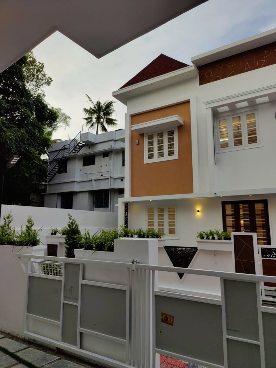 4000sqft, Commercial Building in South Janatha Road, Palarivattom