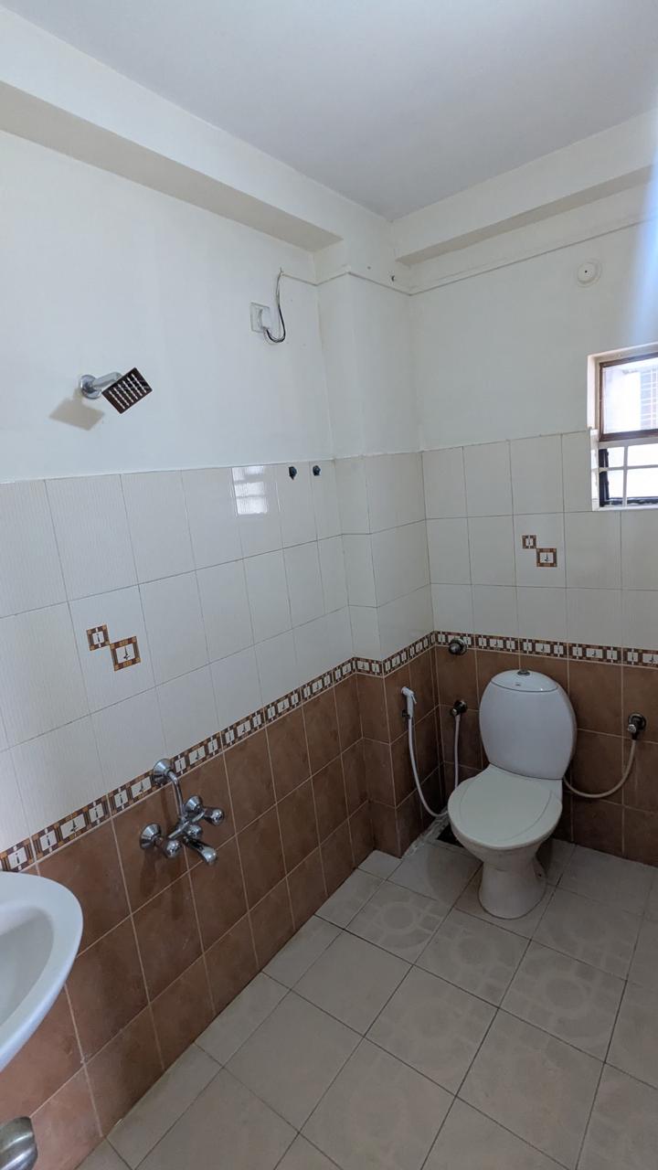 3 BHK Semifurnished Flat in Kaloor, 1115sqft