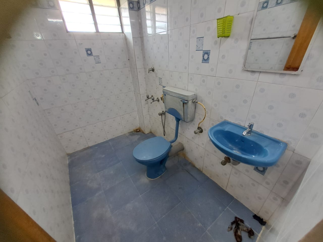 3 BHK Semifurnished Flat near Lissie hospital, Kaloor, 1410sqft