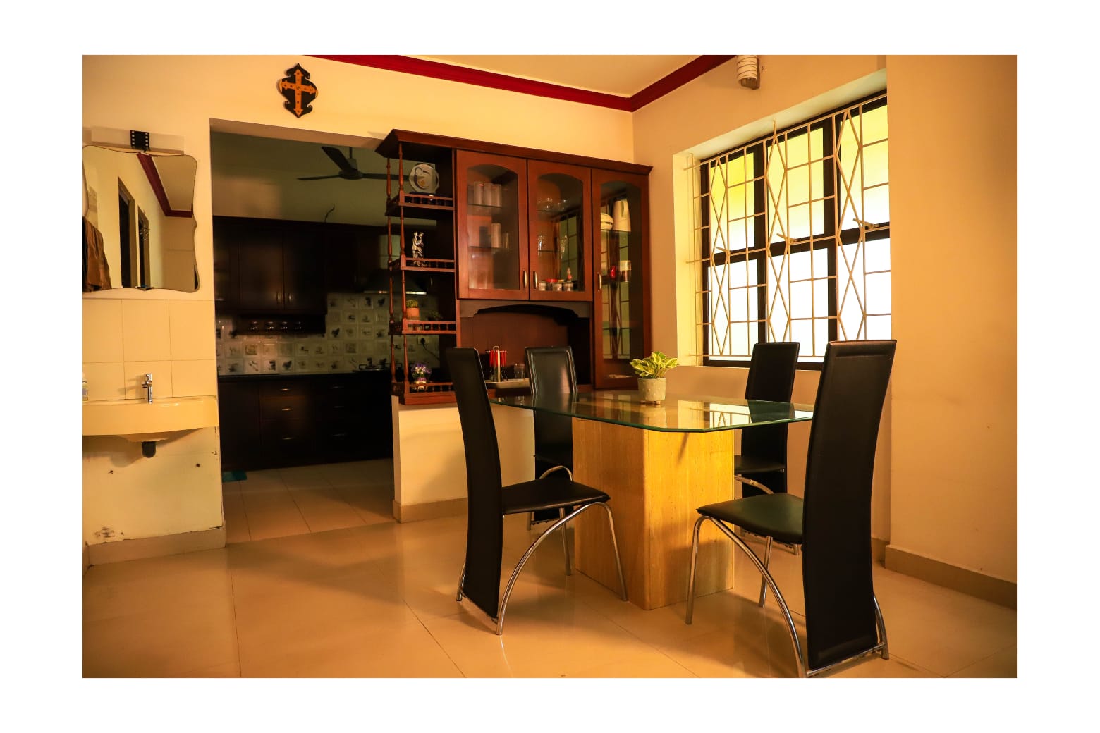 4 BHK Semifurnished House3100sqft