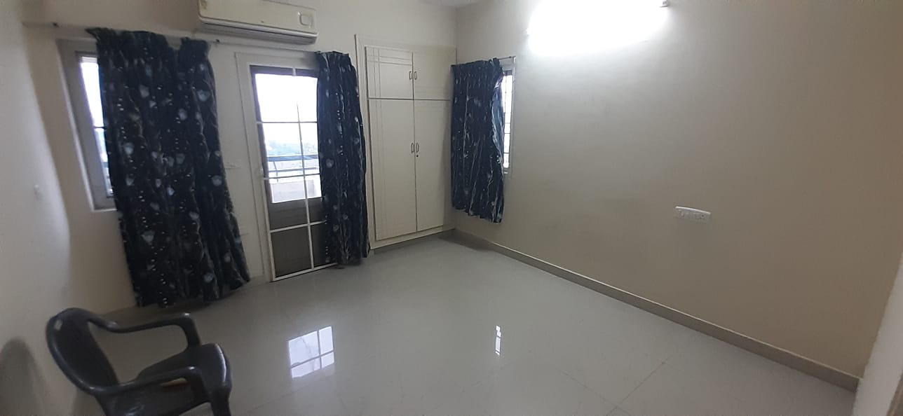 8.750 Cents of property with old house near Thevara
