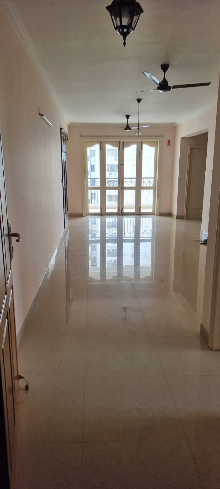 3BHK Semifurnished Flat in Judges Avenue, Kaloor, 1713sqft