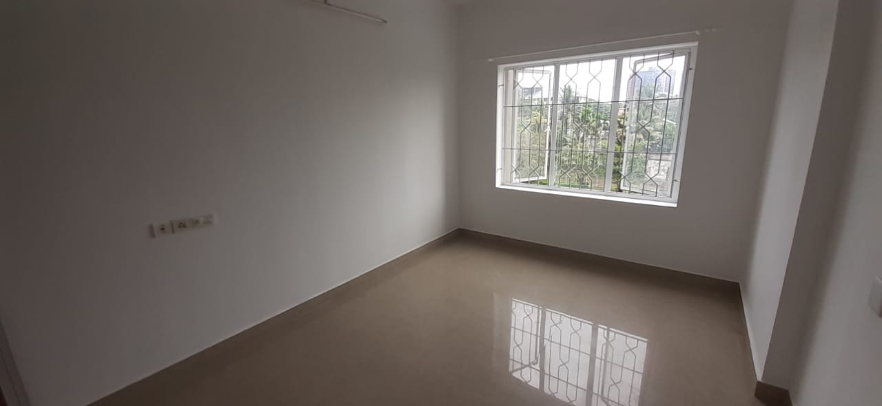 2000sqft, 3BHK Fully Furnished Flat in Marine Drive, Ernakulam