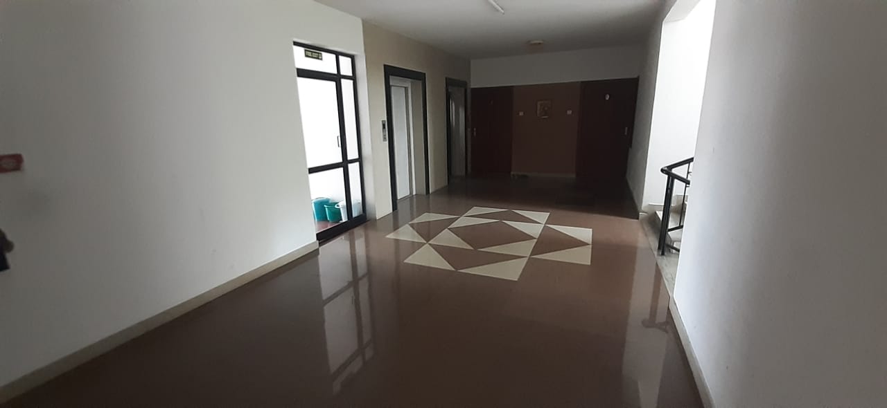 2000sqft, 3BHK Fully Furnished Flat in Marine Drive, Ernakulam