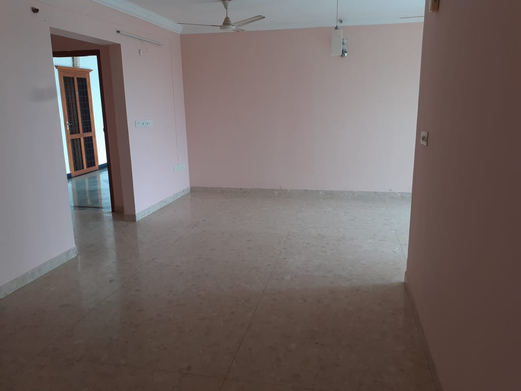 10 Cents of prime residential property in Kadavanthra