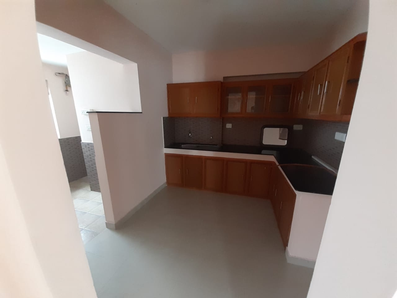 10 Cents of prime residential property in Kadavanthra