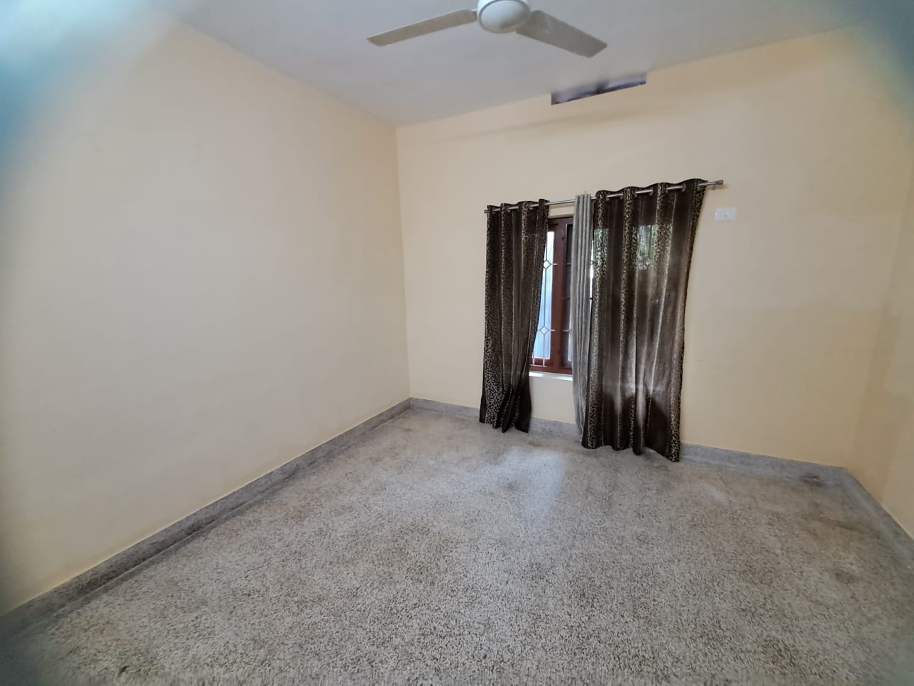 3BHK Semifurnished House1700sqft - for sale in Ponneth Road Kaloor, Kochi ( Ernakulam ), Kerala