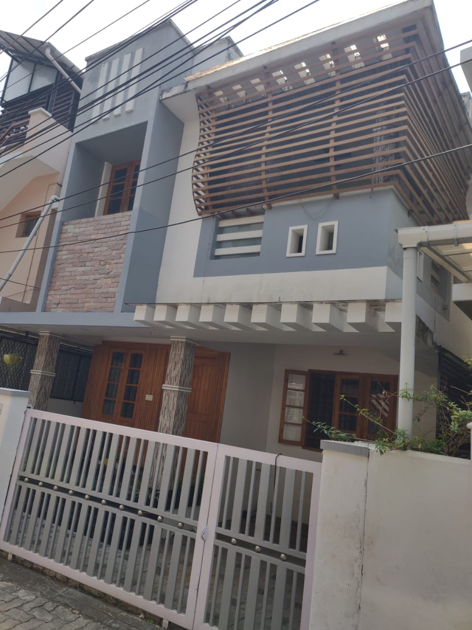 3HK Semifurnished House with 2.50Cent Land1500sqft