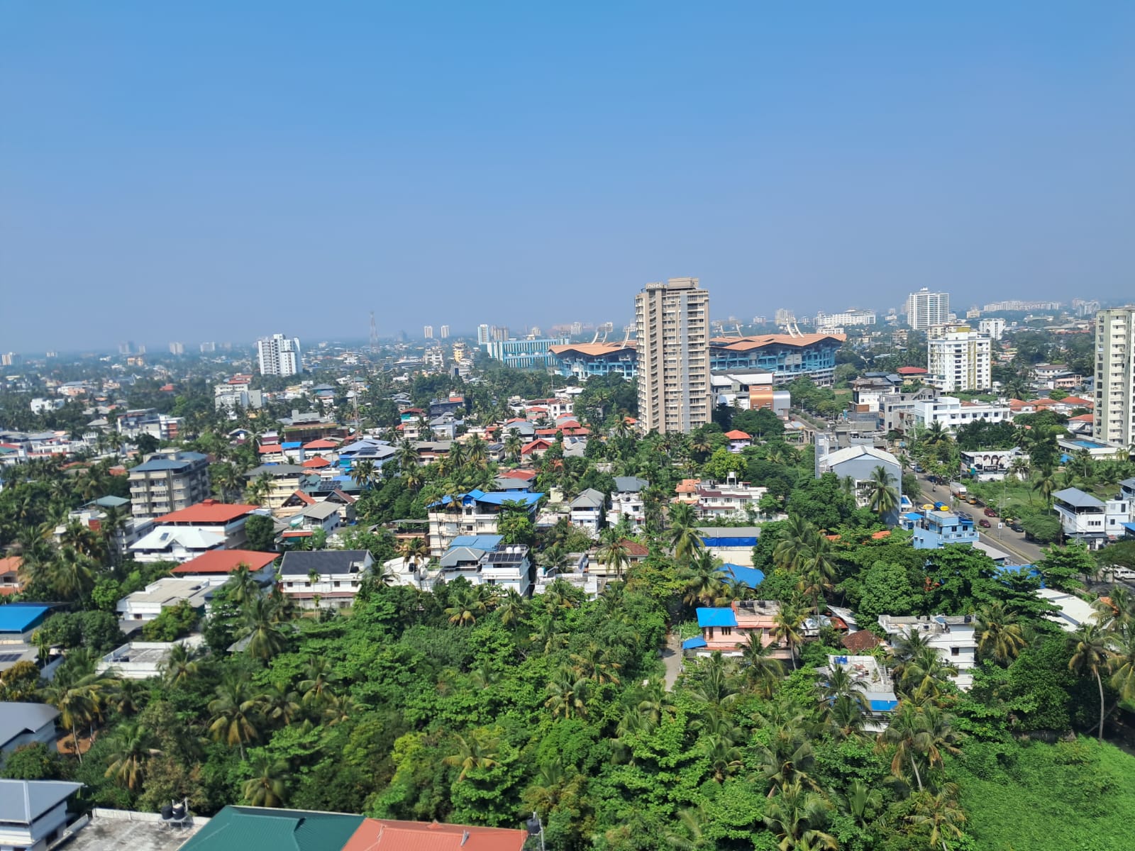 4 BHK Unfurnished and unused Duplex flat in Kaloor,2650 sqft,