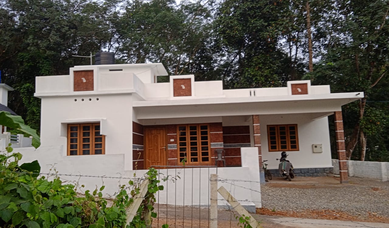3BHK Semifurnished House with 10Cent Land 1700sqft - for sale in Kanjirappally Kottayam, Kottayam, Kerala