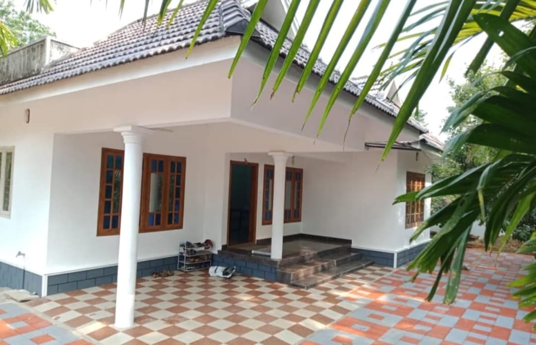 15cent land Sreemoolanagaram, Aluva