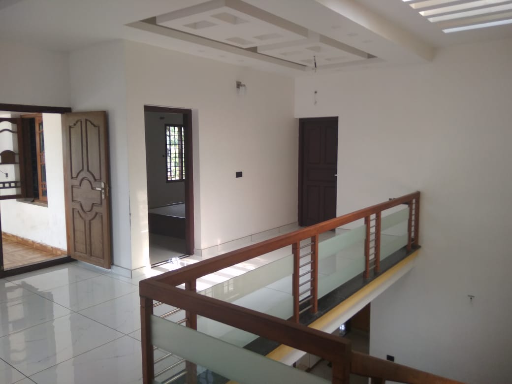 5BHK Semifurnished House with 15 Cent Land4600sqft - for sale in Kanjirappilly Kottaya, Kottayam, Kerala